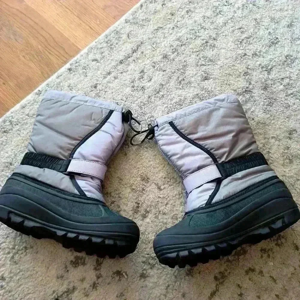 Sorel Youth Purple and Gray Flurry Snow Boots 3Y